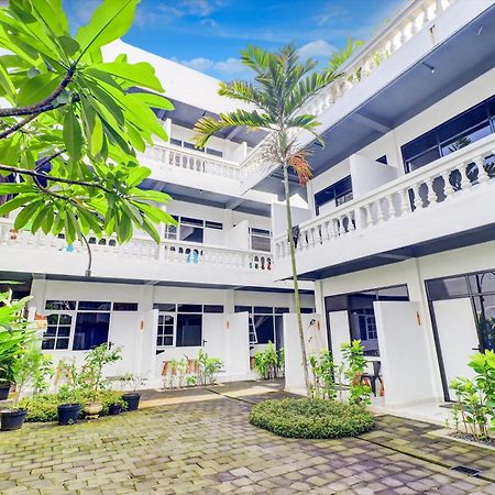 Collection O Legian Near Legian Beach מראה חיצוני תמונה