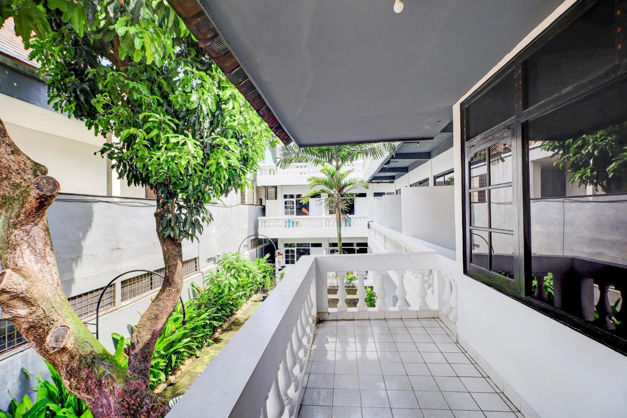 Collection O Legian Near Legian Beach מראה חיצוני תמונה